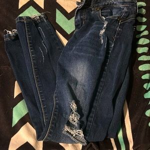 size 00 ripped skinny denim jeans